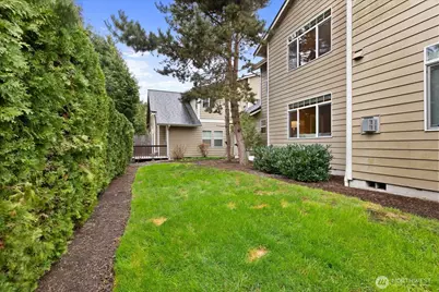 5300 Glenwood Avenue #U-2, Everett, WA 98203 - Photo 36