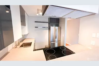 3838 Lake Washington Boulevard SE #B-5, Bellevue, WA 98006 - Photo 10