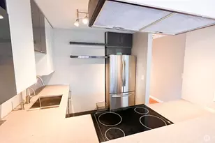 3838 Lake Washington Blvd SE, Bellevue, WA 98006 - Photo 10