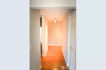 3838 Lake Washington Boulevard SE #B-5, Bellevue, WA 98006 - Photo 14