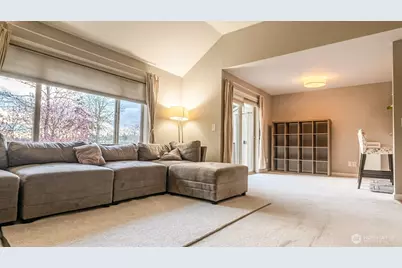 3838 Lake Washington Boulevard SE #B-5, Bellevue, WA 98006 - Photo 6