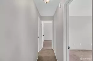 6105 N 16th St, Tacoma, WA 98406 - Photo 8