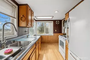 2113 E Grand Ave, Everett, WA 98201 - Photo 4