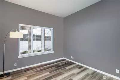 17714 Kingfisher Cove Lane, Mount Vernon, WA 98274 - Photo 32