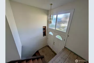 22508 51st Avenue W, Mountlake Terrace, WA 98043 - Photo 4