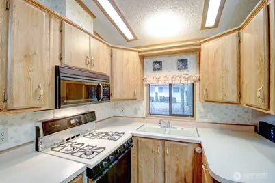 96 Sunset Circle, Deming, WA 98244 - Photo 8