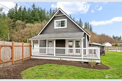 416 N Regent Street, Burlington, WA 98233 - Photo 1