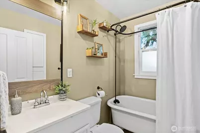 2513 Cleveland Avenue, Everett, WA 98201 - Photo 16