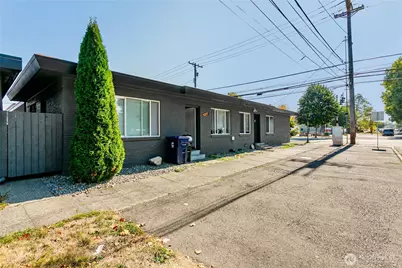 1123 S M Street, Tacoma, WA 98405 - Photo 2