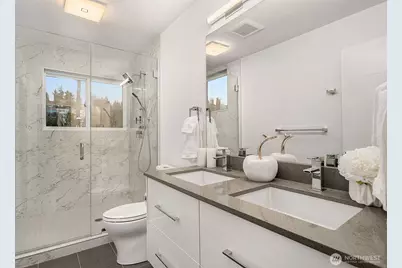 5114 24th Avenue NE, Seattle, WA 98105 - Photo 14