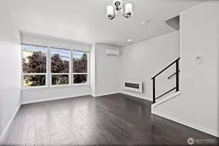 911 N 104th St, Seattle, WA 98133 - Photo 28