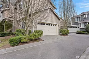 21813 38th Dr SE, Bothell, WA 98021 - Photo 2