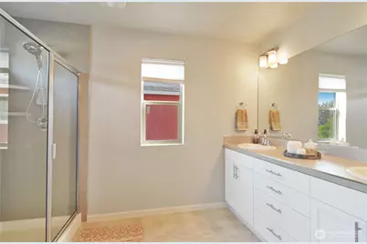 218 SW 96th Lane, Seattle, WA 98106 - Photo 16