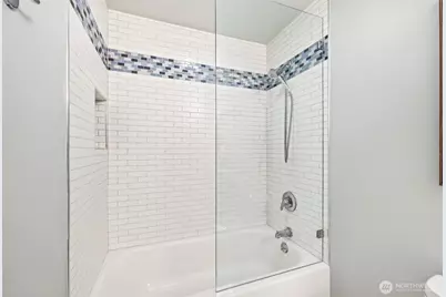 16006 NE 160th Street, Woodinville, WA 98072 - Photo 28