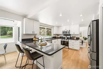 16006 NE 160th Street, Woodinville, WA 98072 - Photo 14