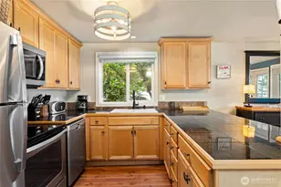 211 E Shoreline Ln, Shelton, WA 98584 - Photo 8