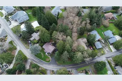 792 Shelter Bay Dr, La Conner, WA 98257 - Photo 2