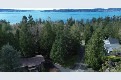 792 Shelter Bay Dr, La Conner, WA 98257 - Photo 8