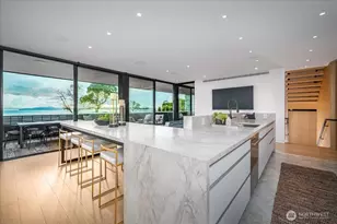 1914 Magnolia Blvd W, Seattle, WA 98199 - Photo 10