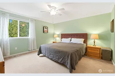 5706 121st Place NE, Marysville, WA 98271 - Photo 18