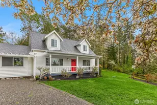 11312 Westwind Ct NE, Bainbridge Island, WA 98110 - Photo 2