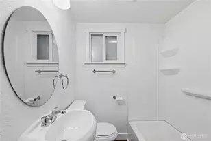 1619 Bayview Dr W, Bremerton, WA 98312 - Photo 6