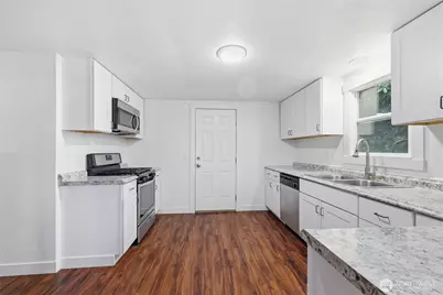 1619 Bayview Drive W, Bremerton, WA 98312 - Photo 4