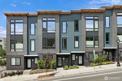 18513 104th Avenue NE #D(4), Bothell, WA 98011 - Photo 2