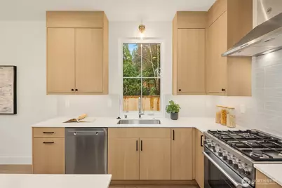 337 18th Avenue, Kirkland, WA 98033 - Photo 6