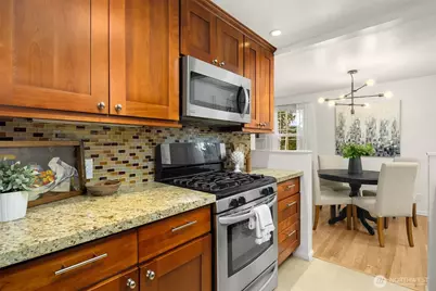 1502 N 107th Street, Seattle, WA 98133 - Photo 8