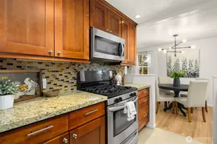 1502 N 107th St, Seattle, WA 98133 - Photo 8