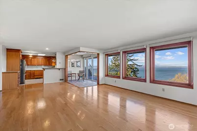 1818 Seaview Avenue, Coupeville, WA 98239 - Photo 6