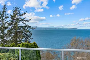 1818 Seaview Ave, Coupeville, WA 98239 - Photo 32