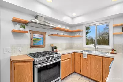 2219 Old Lakeway Drive, Bellingham, WA 98229 - Photo 8