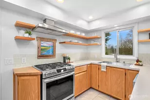 2219 Old Lakeway Dr, Bellingham, WA 98229 - Photo 8