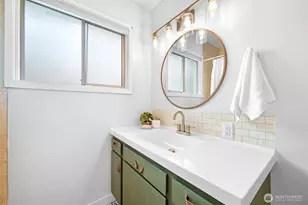 2219 Old Lakeway Dr, Bellingham, WA 98229 - Photo 18