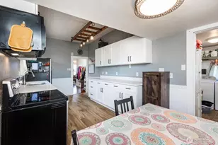 411 S 59th St, Tacoma, WA 98408 - Photo 10