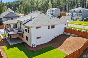 15211 210th Ave E, Bonney Lake, WA 98391 - Photo 6