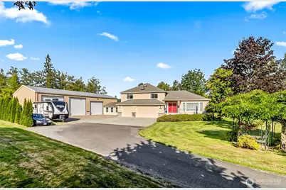 11731 108th Street NE, Lake Stevens, WA 98258 - Photo 2