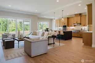 15217 210th Ave E, Bonney Lake, WA 98391 - Photo 2