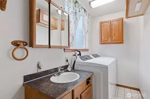 41 W Pyramid Ct, Shelton, WA 98584 - Photo 8