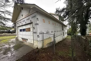 709 15th Ave SE, Puyallup, WA 98372 - Photo 4