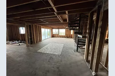 709 15th Avenue SE, Puyallup, WA 98372 - Photo 8