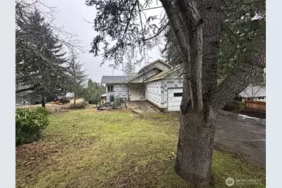 709 15th Avenue SE, Puyallup, WA 98372 - Photo 2