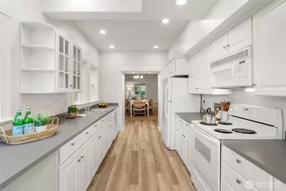 1617 33rd Avenue, Seattle, WA 98122 - Photo 4