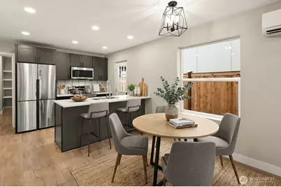 13005 1st Avenue NE, Seattle, WA 98125 - Photo 2