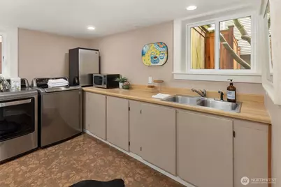 4411 2nd Avenue NW, Seattle, WA 98107 - Photo 26