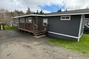 175 NE Camelot Dr, Bremerton, WA 98311 - Photo 2