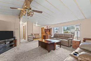 12513 123rd Ave Ct E, Puyallup, WA 98374 - Photo 4