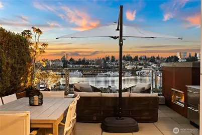 2832 Fairview Avenue E, Seattle, WA 98102 - Photo 26